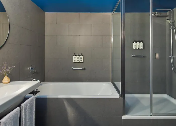 Indigo Plaza Espana By Ihg